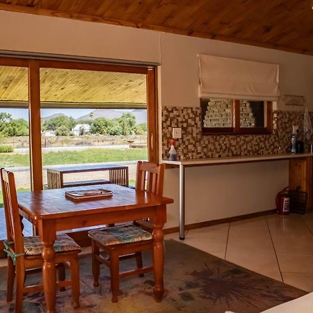 Tarantula Guest House Calvinia Экстерьер фото