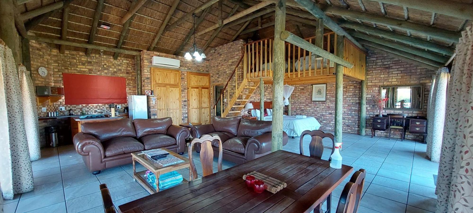 Tarantula Guest House Calvinia Экстерьер фото