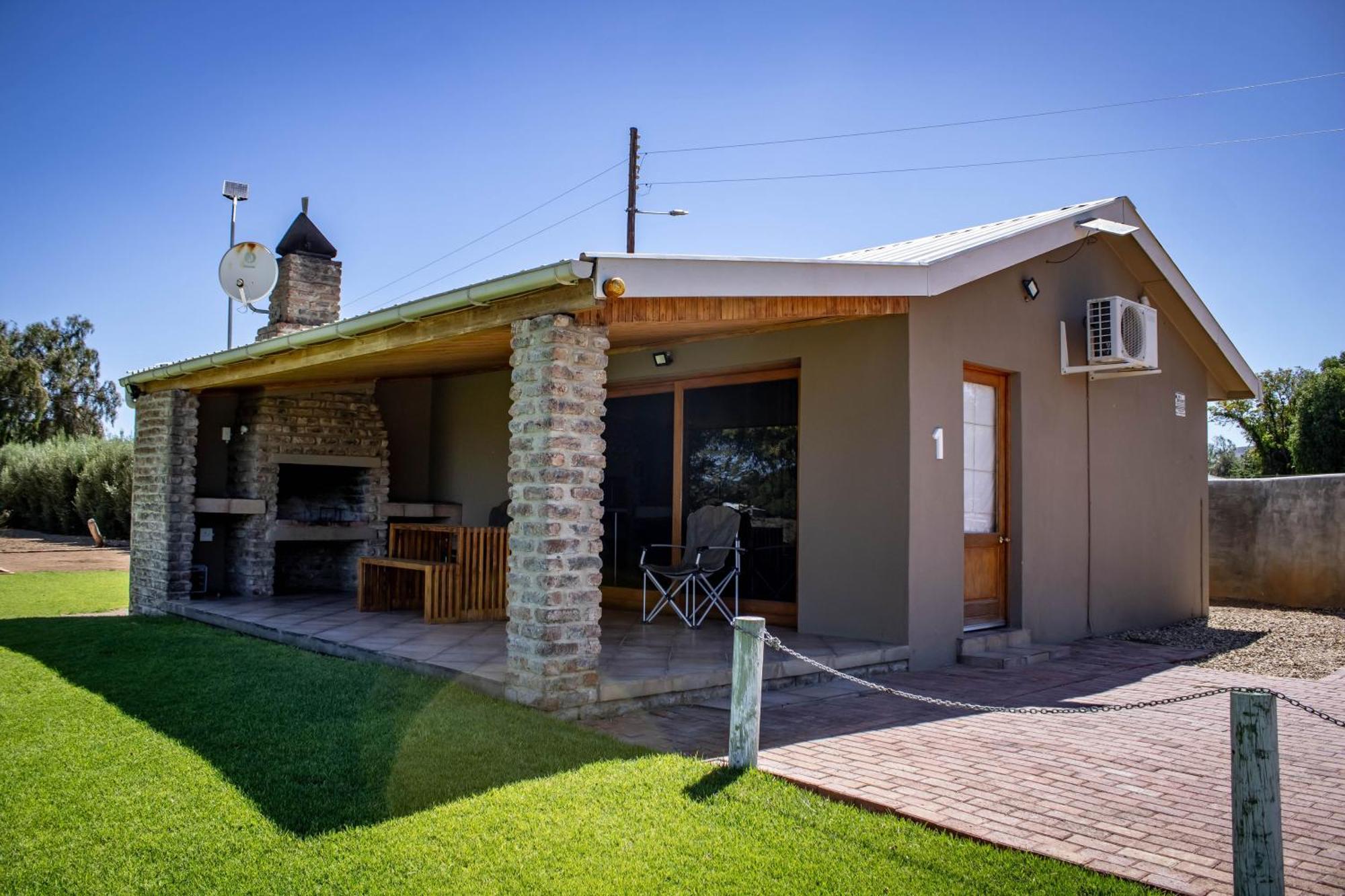 Tarantula Guest House Calvinia Экстерьер фото